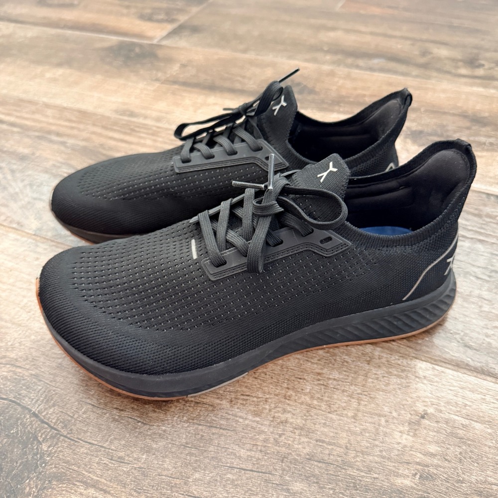 Flux Footwear Unisex Adapt Runner Barefoot Sneakers, Black / Gum RN,8.5M/10W